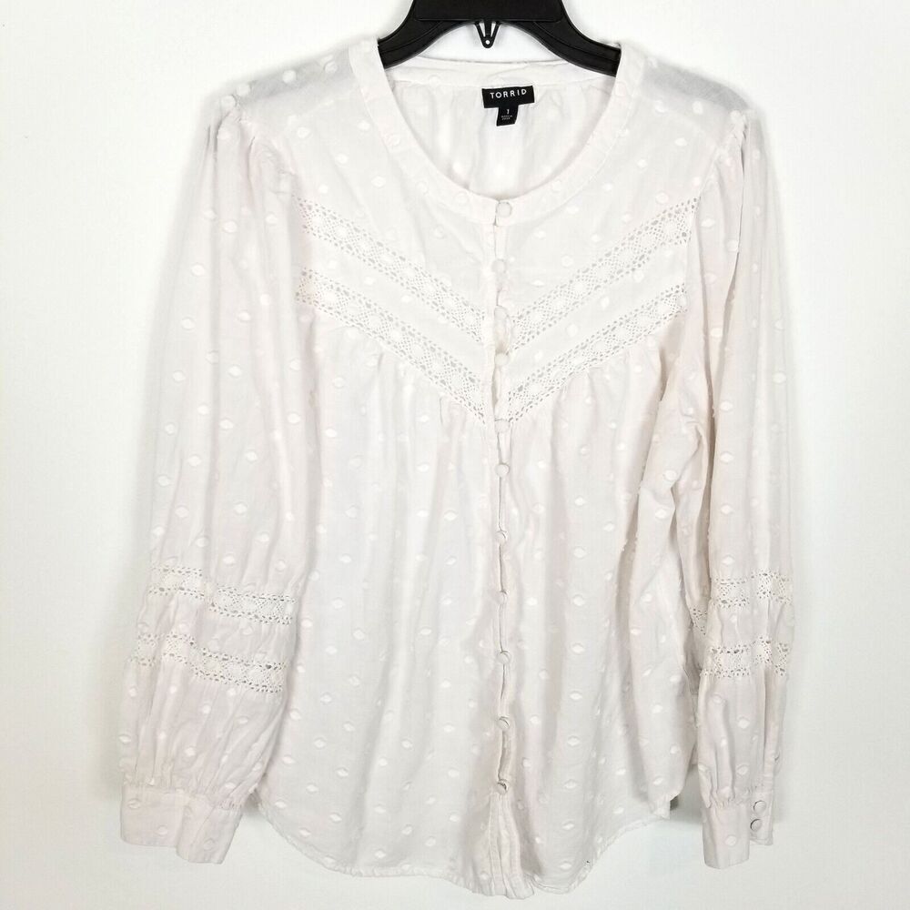 Torrid Women Plus White Cotton Clip Dot Collarless Lace Trim Top Size 1X Blouse